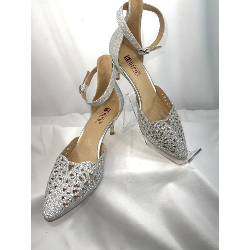 Silver sequence Size 6  IN2 Candice Wedding Sparlky Sequins Low Kitten Heels